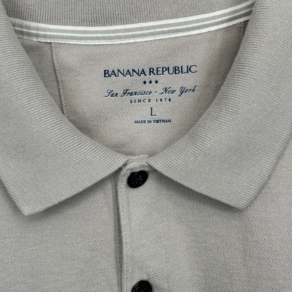 Banana Republic Light Gray Short-Sleeved Polo Shirt Men's Size Large - Picture 2 of 6